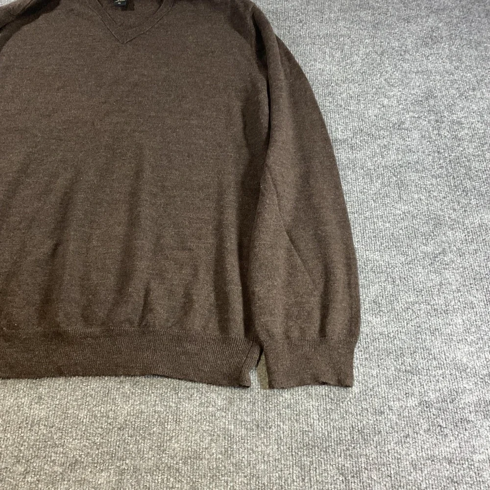 Banana Republic Mens XL Brown 100% Merino Wool V-Neck Sweater Lightweight Knit